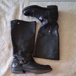 OluKai Dark Leather Nahuku Riding Boots